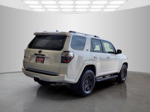 Used 2024 Toyota 4Runner SR5 RWD image 5