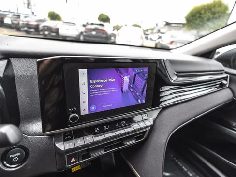 Used 2025 Toyota Camry LE FWD image 12