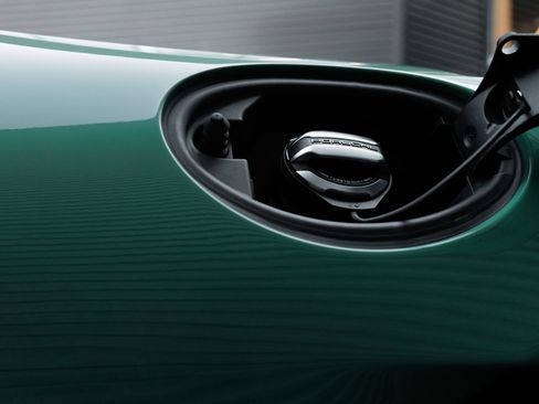 Certified 2024 Porsche 718 Boxster Spyder RS RWD image 47