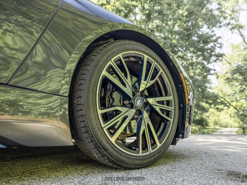 Used 2015 BMW i8 AWD/4WD image 45