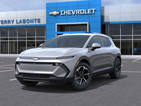 New 2026 Chevrolet Equinox EV LT image 8