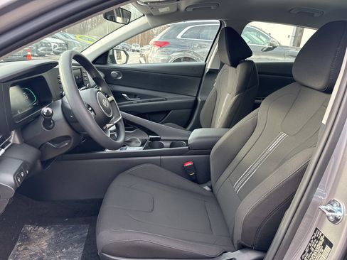 New 2026 Hyundai Elantra Blue image 13