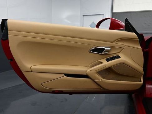 Certified 2017 Porsche 718 Boxster RWD image 7