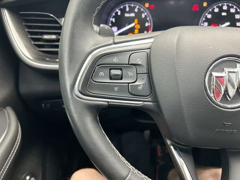 Used 2023 Buick Envision Essence image 11