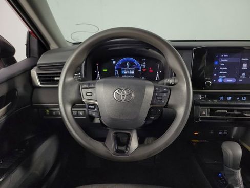 Used 2025 Toyota Camry LE FWD image 21