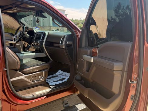 Used 2016 Ford F150 King Ranch w/ Equipment Group 601A Luxury AWD/4WD image 30
