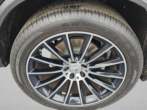 Used 2017 Mercedes-Benz GLC 43 AMG 4MATIC image 25