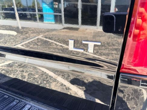 Used 2021 Chevrolet Silverado 1500 LT RWD image 9