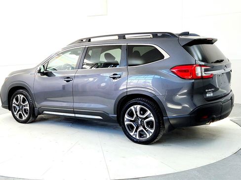 Used 2023 Subaru Ascent Limited w/ Technology Package image 4