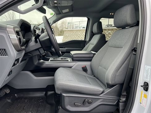 Used 2025 Ford F150 XLT w/ Equipment Group 302A MID image 4