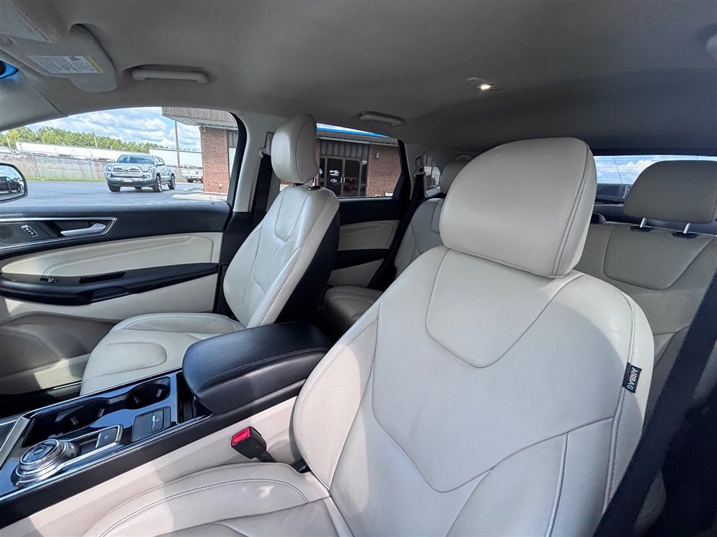 Used 2019 Ford Edge Titanium w/ Cargo Accessory Package FWD image 14