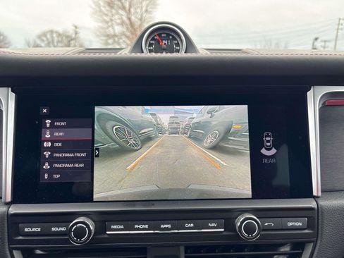 Used 2021 Porsche Macan GTS image 16