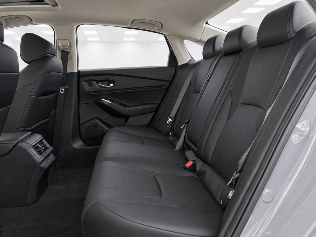 Used 2023 Honda Accord Touring image 17