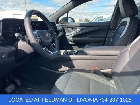 Used 2024 Chevrolet Blazer EV LT image 6