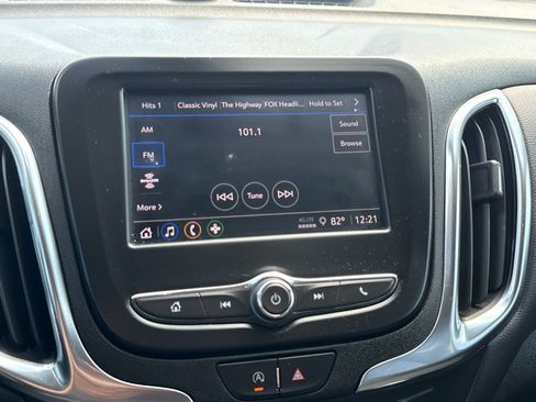 Certified 2023 Chevrolet Equinox LT AWD/4WD image 18