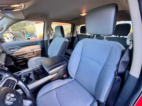 Used 2020 RAM 2500 Big Horn w/ Level 1 Equipment Group AWD/4WD image 9