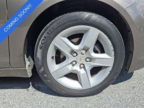 Used 2011 Chevrolet Malibu LS FWD image 14