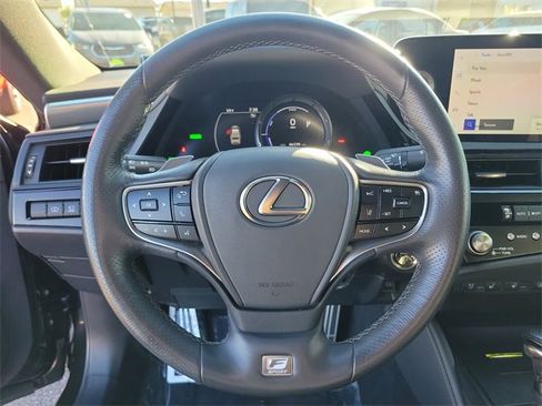 Used 2024 Lexus ES 300h F Sport image 23