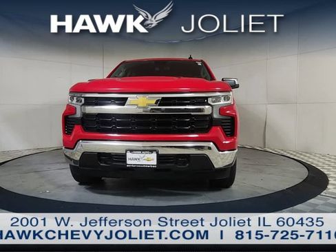 Used 2023 Chevrolet Silverado 1500 LT AWD/4WD image 3