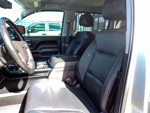 Used 2018 Chevrolet Silverado 1500 LT w/ All Star Edition image 18