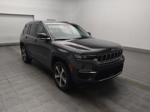 Used 2022 Jeep Grand Cherokee Limited 4xe image 13