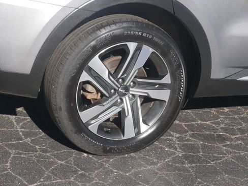 Used 2023 Kia Sorento EX AWD/4WD image 48