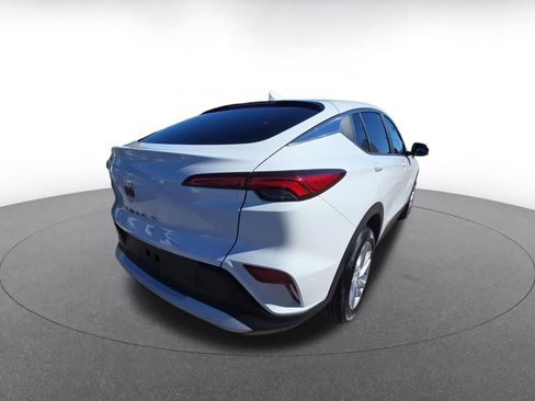 Used 2025 Buick Envista Preferred image 8