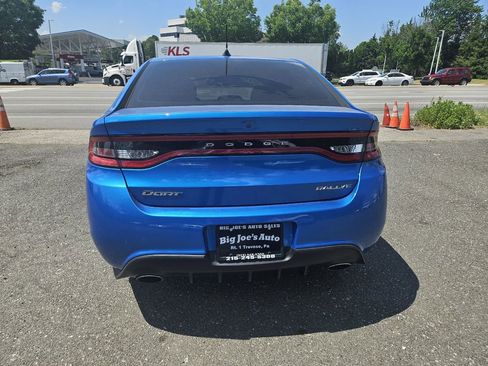 Used 2015 Dodge Dart SXT w/ Sun/Sound Group FWD image 4