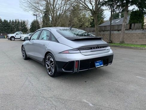 Used 2023 Hyundai Ioniq 6 SEL image 3