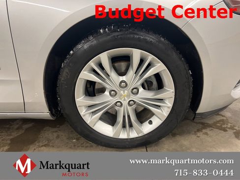 Used 2014 Chevrolet Impala LT w/ Convenience Package image 17