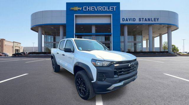 New 2026 Chevrolet Colorado Trail Boss AWD/4WD image 2