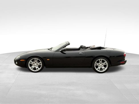 Used 2004 Jaguar XK8 Convertible RWD image 5