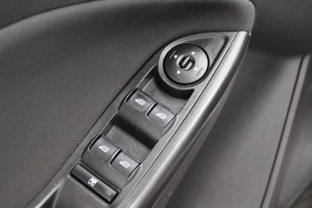 Used 2015 Ford Focus SE FWD image 9