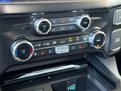 New 2026 Ford F250 4x4 Crew Cab Super Duty image 18