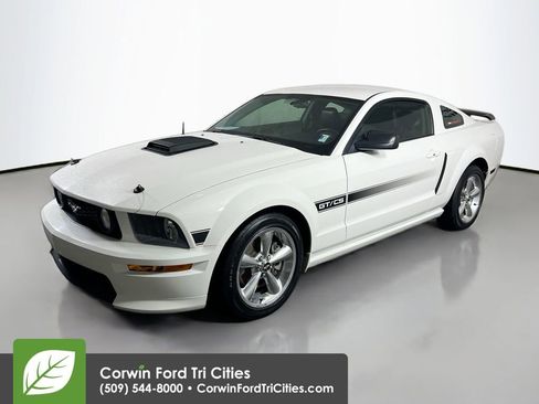Used 2008 Ford Mustang GT Premium image 5