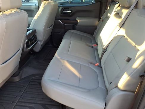 Used 2019 GMC Sierra 1500 SLT w/ SLT Premium Package image 7