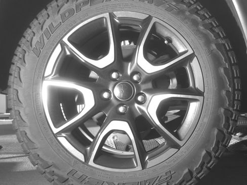 Used 2025 Jeep Compass Trailhawk image 15