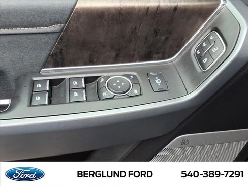 Used 2024 Ford F350 Lariat w/ Sport Appearance Package AWD/4WD image 20