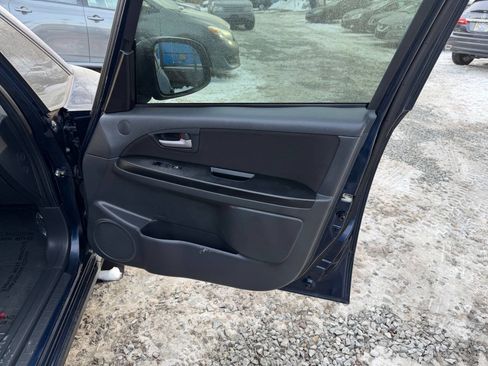 Used 2008 Suzuki SX4 Base AWD 4dr Crossover 4A image 16