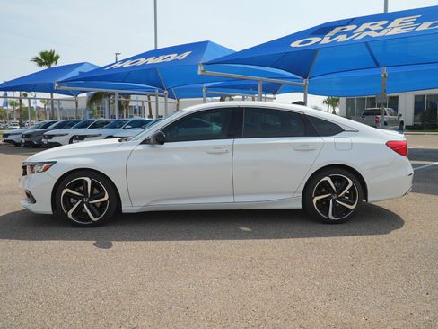 Used 2022 Honda Accord Sport image 9