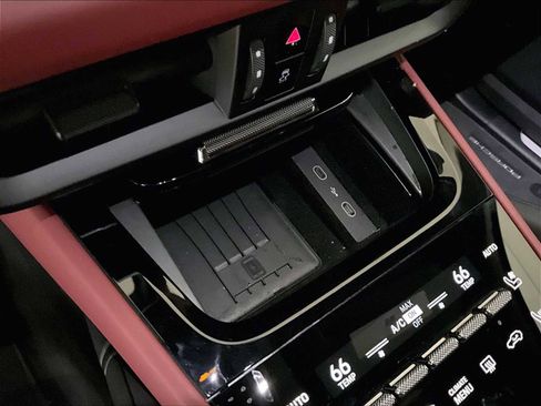 Used 2026 Porsche Cayenne S image 28