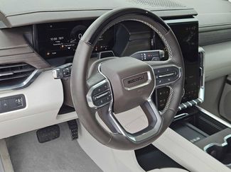 Used 2024 GMC Acadia Denali w/ Super Cruise Package video 2