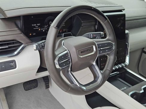 Used 2024 GMC Acadia Denali w/ Super Cruise Package image 2