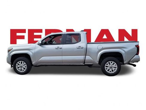 Used 2024 Toyota Tacoma SR5 image 5