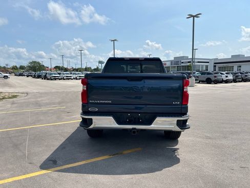 Used 2019 Chevrolet Silverado 1500 LTZ w/ LTZ Premium Package AWD/4WD image 8