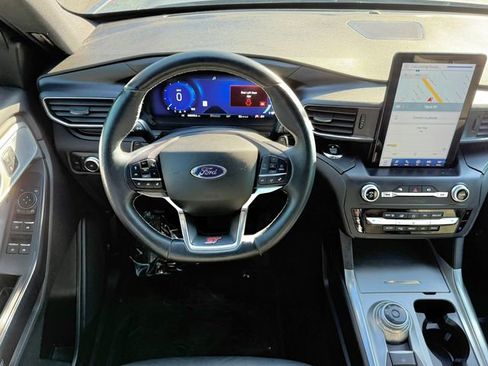 Used 2020 Ford Explorer ST w/ ST High-Performance Pack AWD/4WD image 12