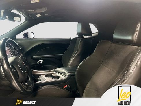 Used 2021 Dodge Challenger GT w/ Plus Package image 21