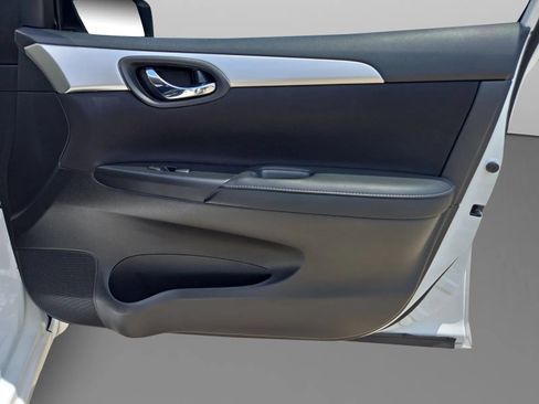 Used 2019 Nissan Sentra S FWD image 34