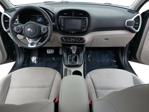 Used 2020 Kia Soul LX FWD image 9