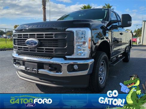 Used 2025 Ford F350 XL w/ FX4 Off-Road Package image 8